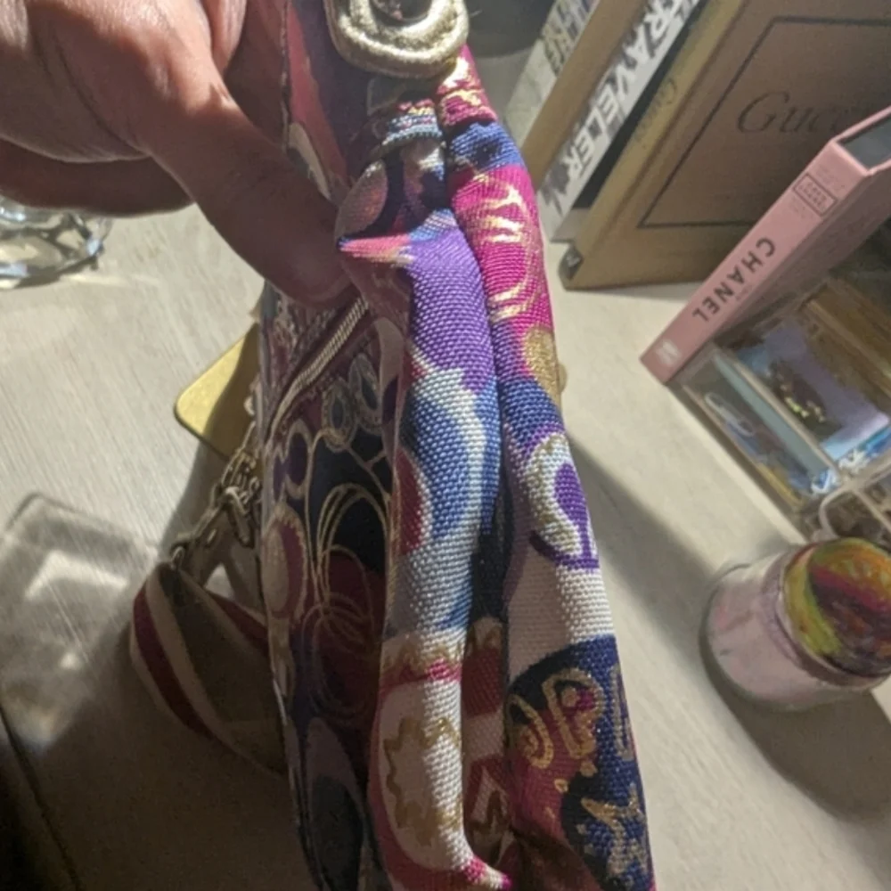 Coach magenta please design